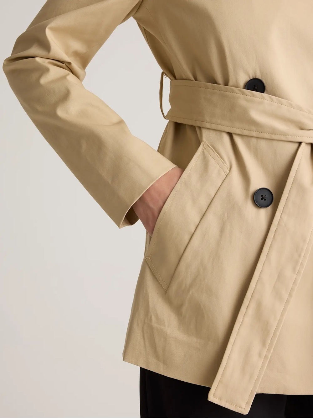 Quince Comfort Stretch Short Trench Coat Ligjt khaki 
Size S - Picture 3 of 8